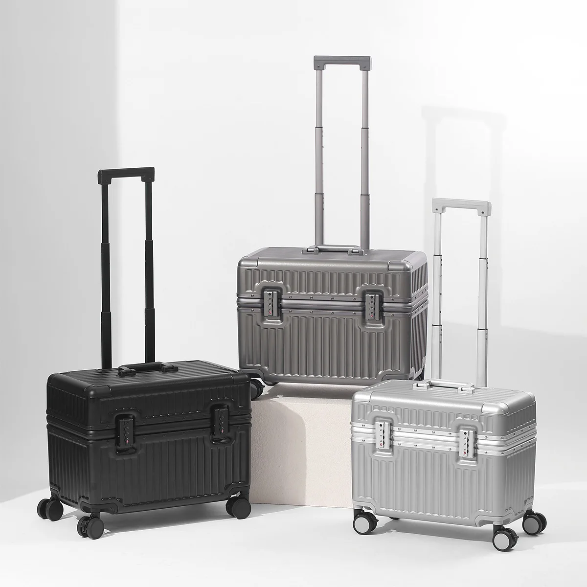 Valise à cadre en aluminium de - Aluminum Frame Carry On Luggage avis et prix